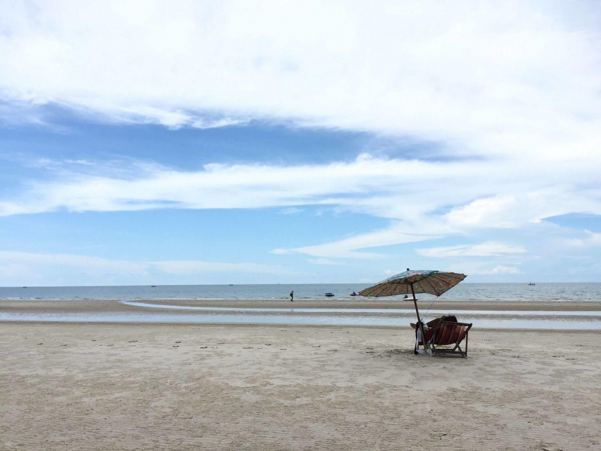 The Restro Otel Hua Hin Dış mekan fotoğraf
